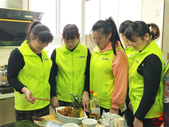 宝宝好像好几天没排便了，这是怎么回事？