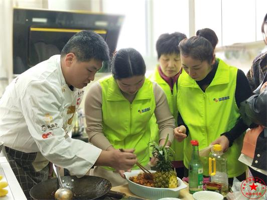 南阳学催乳好找工作吗？产后通乳的必要性