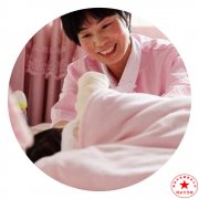 南阳月嫂泓德家政公司_产妇乳汁不足怎么办？