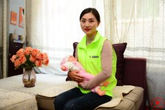 南阳月嫂泓德家政公司_宝宝睡觉枕枕头好不好？